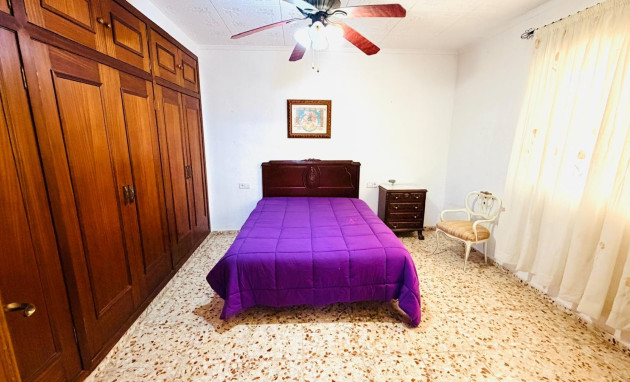 Herverkoop - Detached Villa - Crevillente