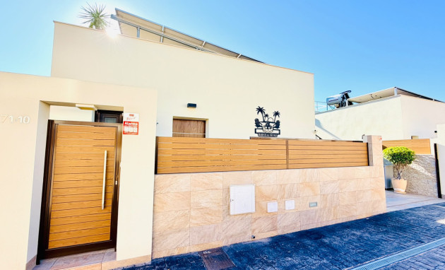 Herverkoop - Semi detached Villa - Los Montesinos - La Herada