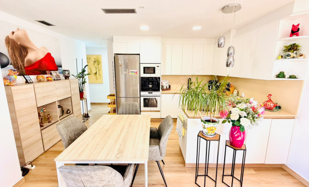 Herverkoop - Semi detached Villa - Los Montesinos - La Herada