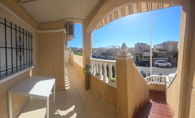 Herverkoop - Bungalow - Gelijkvloers - Torrevieja - Centro