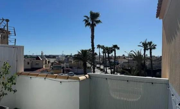 Herverkoop - Terraced house - Torrevieja - Carrefour