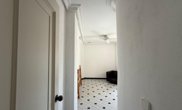 Herverkoop - Apartment - Torrevieja - torrevieja