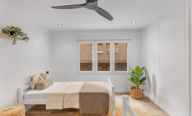 Revente - Apartment - Torrevieja - Playa del cura