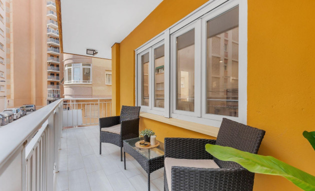 Revente - Apartment - Torrevieja - Playa del cura