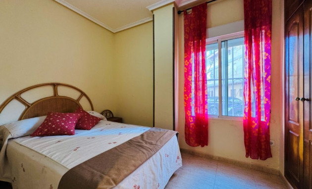 Resale - Apartment - La Mata