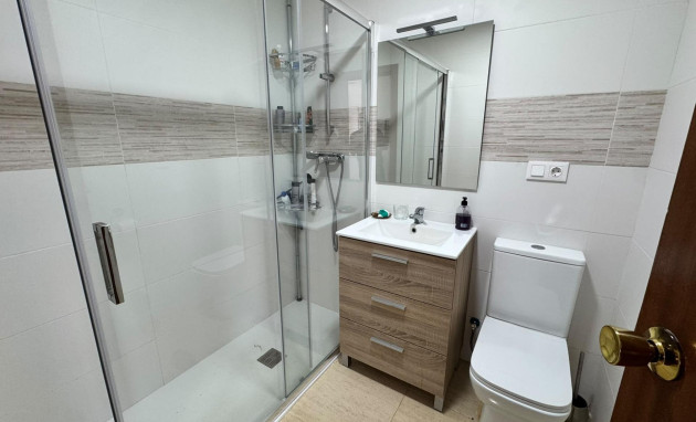 Herverkoop - Bungalow - Gelijkvloers - Torrevieja - El limonar