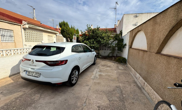 Herverkoop - Bungalow - Gelijkvloers - Torrevieja - El limonar