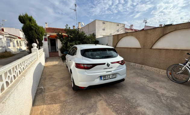 Herverkoop - Bungalow - Gelijkvloers - Torrevieja - El limonar