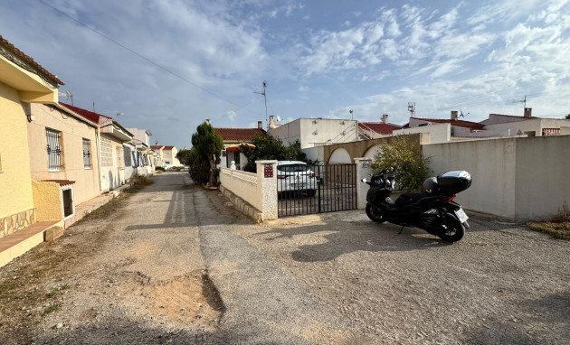 Herverkoop - Bungalow - Gelijkvloers - Torrevieja - El limonar