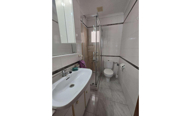 Resale - Apartment - Torrevieja - torrevieja