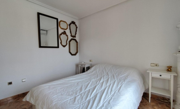 Herverkoop - Bungalow - Gelijkvloers - Orihuela Costa - Campoamor