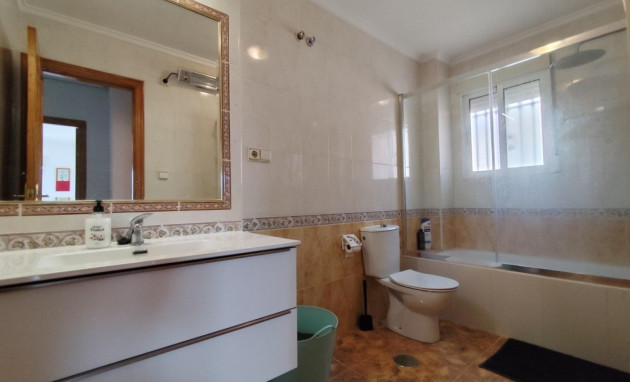 Herverkoop - Bungalow - Gelijkvloers - Orihuela Costa - Campoamor