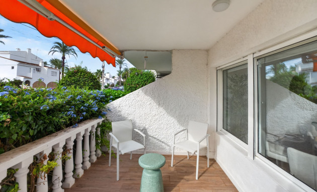 Resale - Apartment - Orihuela Costa - Villamartin