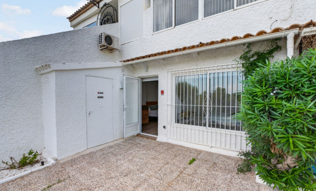 Resale - Apartment - Orihuela Costa - Villamartin