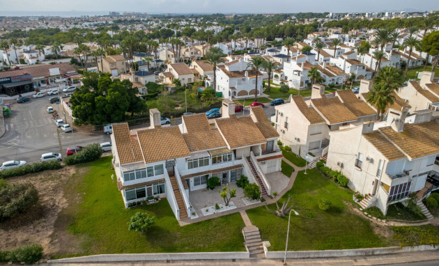 Resale - Apartment - Orihuela Costa - Villamartin