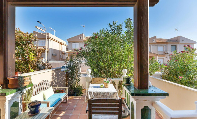Herverkoop - Terraced house - Torrevieja - Cala de cabo cervera