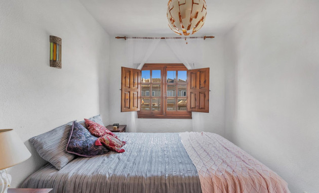 Herverkoop - Terraced house - Torrevieja - Cala de cabo cervera