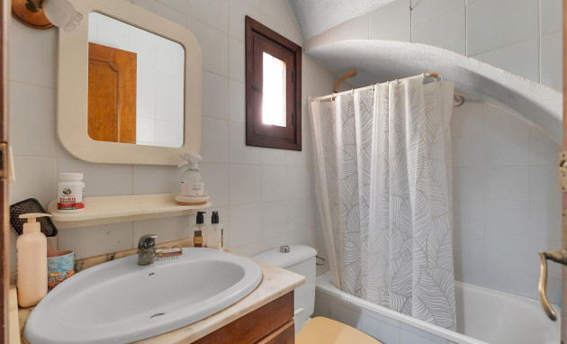 Herverkoop - Terraced house - Torrevieja - Cala de cabo cervera