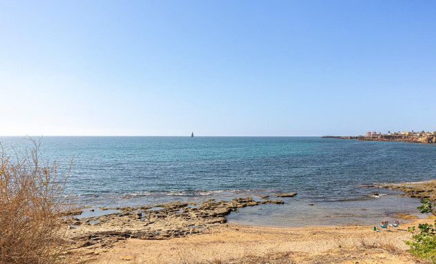 Herverkoop - Terraced house - Torrevieja - Cala de cabo cervera