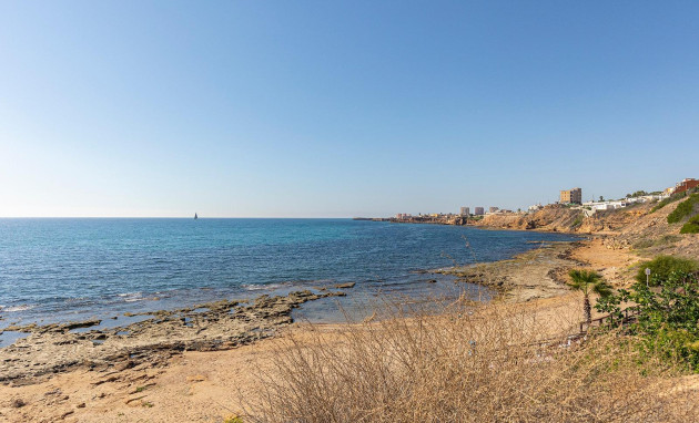 Herverkoop - Terraced house - Torrevieja - Cala de cabo cervera