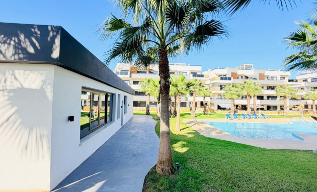 Reventa - Apartamento - Sin dormitorio - Orihuela Costa - Los Altos