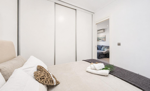 Herverkoop - Apartment - Torrevieja - Playa del cura