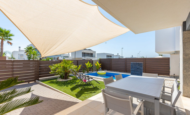 Herverkoop - Villa - Vistabella Golf - Entre Naranjos Vistabella Golf