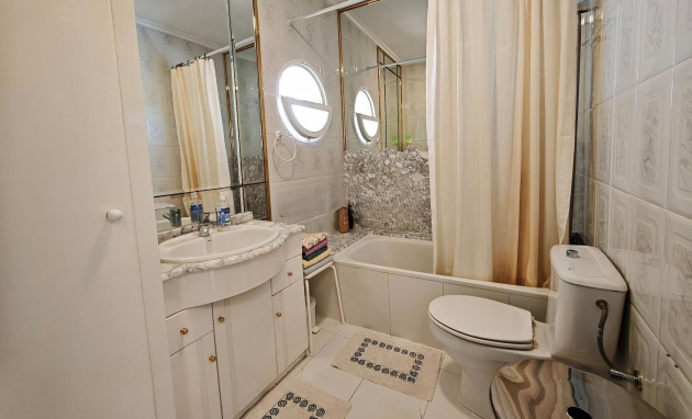Herverkoop - Bungalow - Gelijkvloers - Torrevieja - La siesta