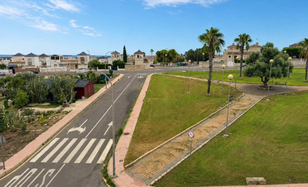 Herverkoop - Bungalow - Gelijkvloers - Torrevieja - La siesta