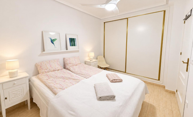 Herverkoop - Apartment - Orihuela Costa - Punta Prima