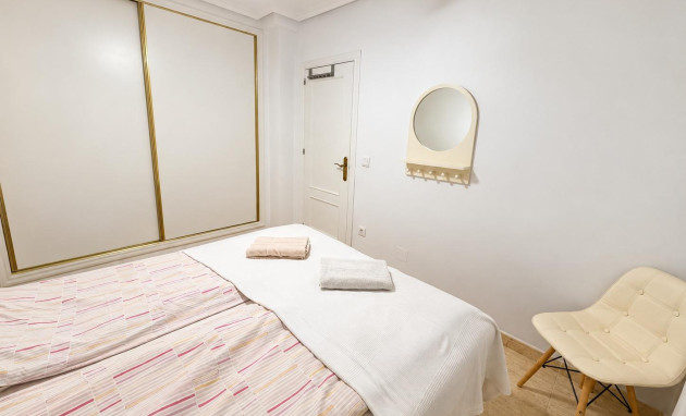 Herverkoop - Apartment - Orihuela Costa - Punta Prima