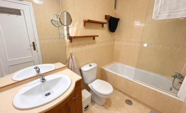 Herverkoop - Apartment - Orihuela Costa - Punta Prima