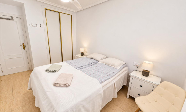 Herverkoop - Apartment - Orihuela Costa - Punta Prima