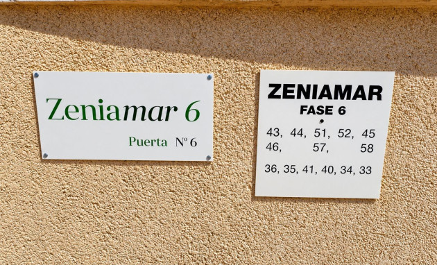 Herverkoop - Apartment - Orihuela Costa - Punta Prima
