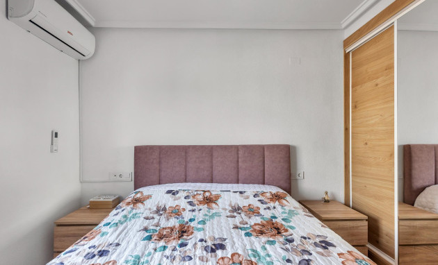 Herverkoop - Penthouse - Torrevieja - Estacion de autobuses