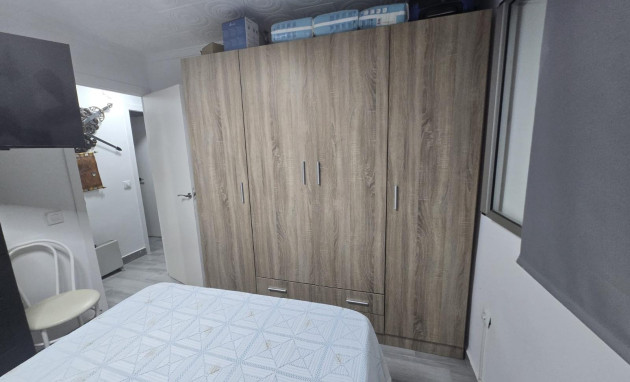 Herverkoop - Bungalow - Gelijkvloers - Torrevieja - La Siesta - El Salado - Torreta