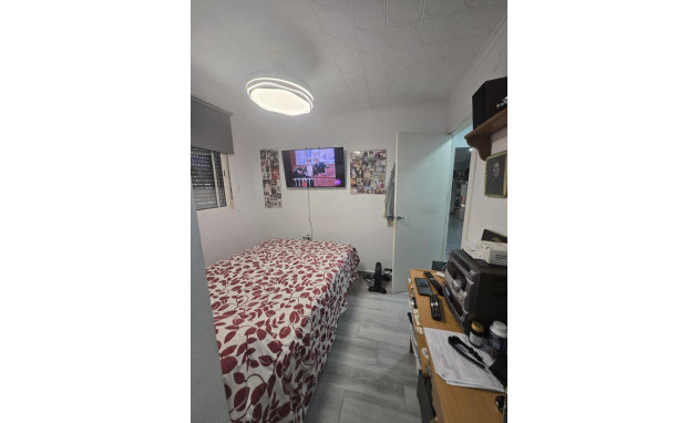 Herverkoop - Bungalow - Gelijkvloers - Torrevieja - La Siesta - El Salado - Torreta