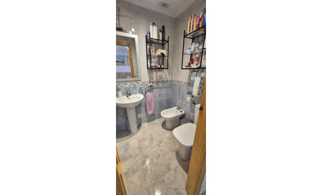 Herverkoop - Apartment - Orihuela - La Matanza
