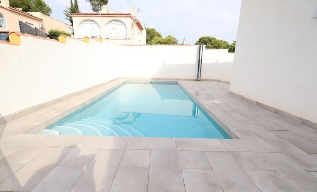 Herverkoop - Villa - Torrevieja - Los Balcones - Los Altos del Edén