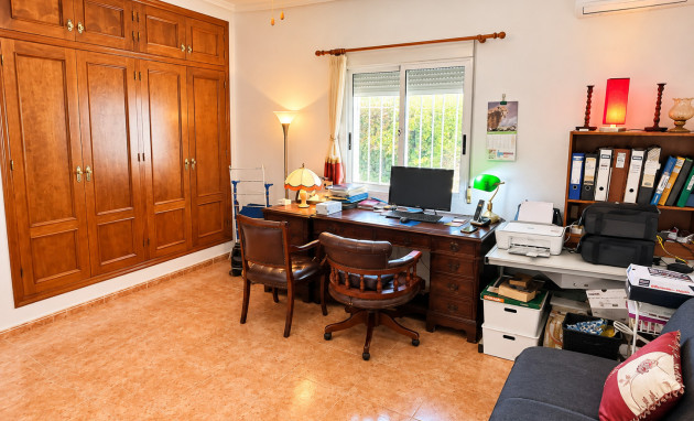 Reventa - Country Property - Orihuela