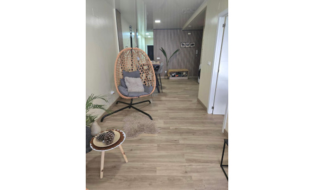 Resale - Apartment - Torrevieja - torrevieja