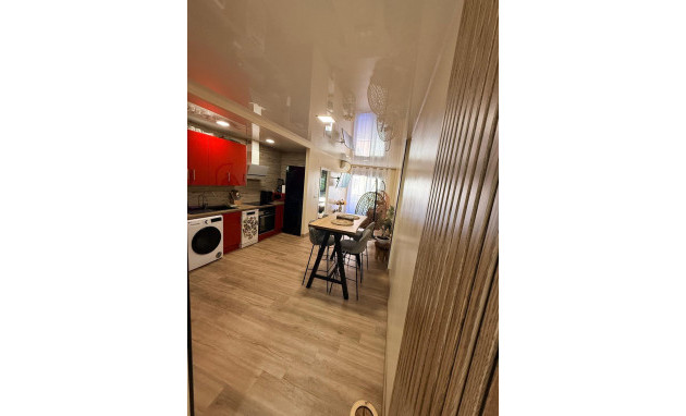 Resale - Apartment - Torrevieja - torrevieja