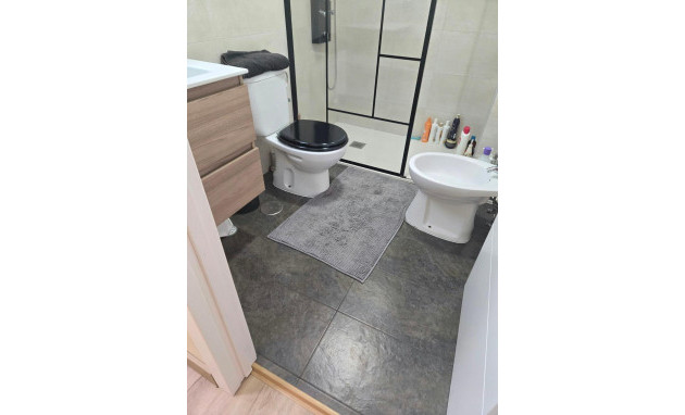 Resale - Apartment - Torrevieja - torrevieja
