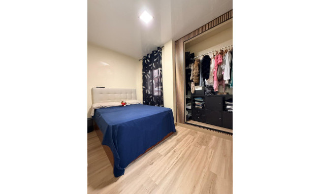 Resale - Apartment - Torrevieja - torrevieja