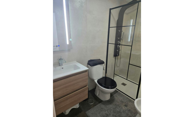 Resale - Apartment - Torrevieja - torrevieja