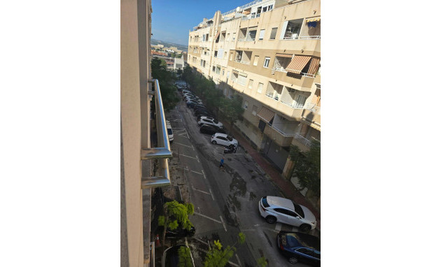 Resale - Apartment - Torrevieja - torrevieja