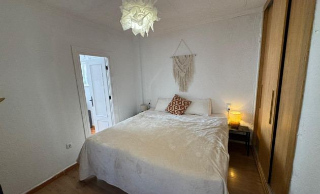 Resale - Bungalow - Groundfloor - Torrevieja - Los Balcones - Los Altos del Edén