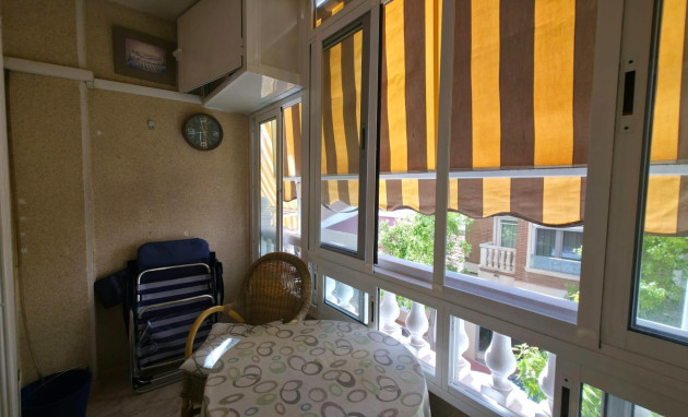 Herverkoop - Apartment - Torrevieja - Paseo maritimo