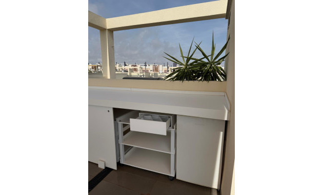 Resale - Bungalow - Groundfloor - Pilar de la Horadada - Mil Palmeras