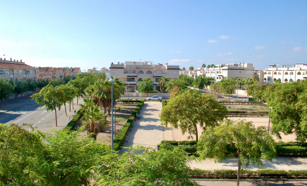 Resale - Bungalow - Groundfloor - Pilar de la Horadada - Mil Palmeras